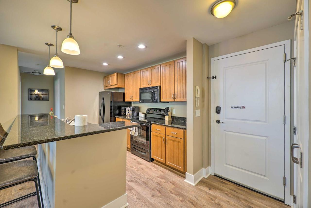 Grand Haven Condo - Walk To Nearby Hot Spots! Екстериор снимка
