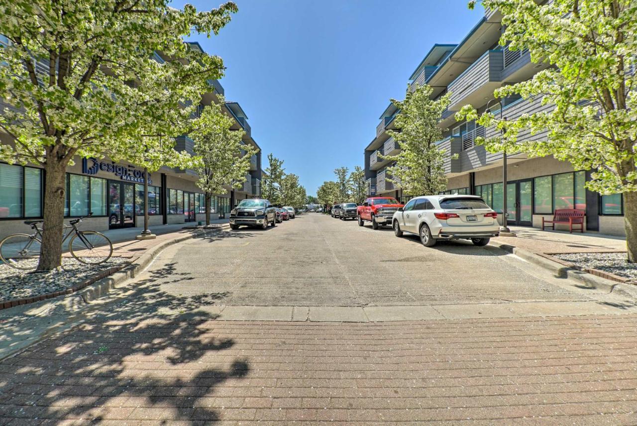 Grand Haven Condo - Walk To Nearby Hot Spots! Екстериор снимка